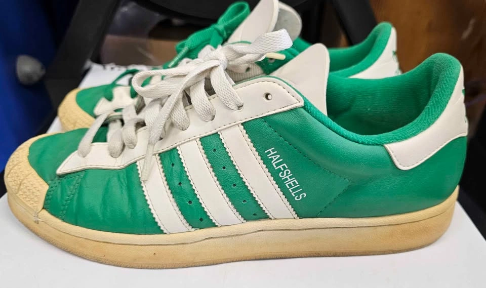 Ultra Rare Vintage 2005 Adidas Originals Halfshells - US Men's 8 - photo 2
