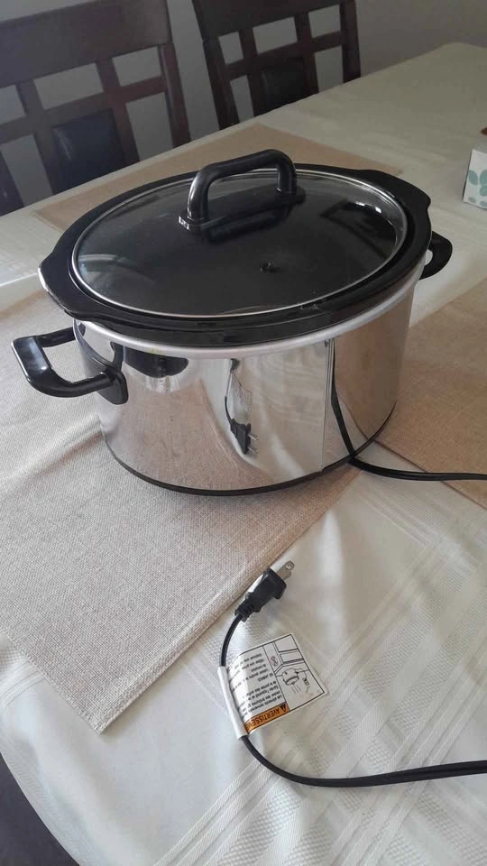 Used once - Crock-Pot Programmable Slow Cooker - photo 4