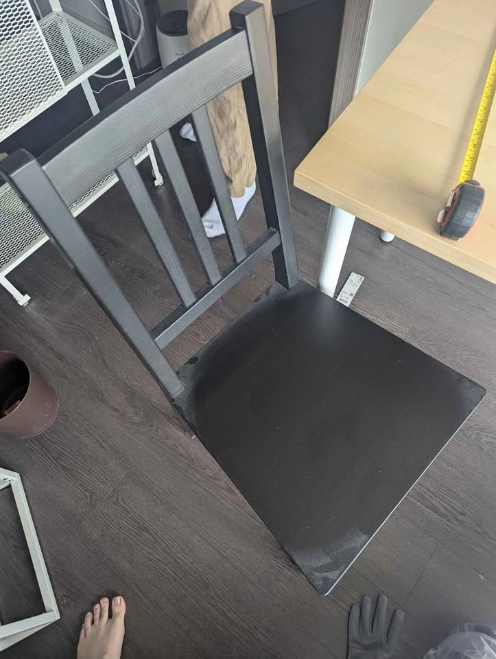 Ikea Desk and Chair - photo 3