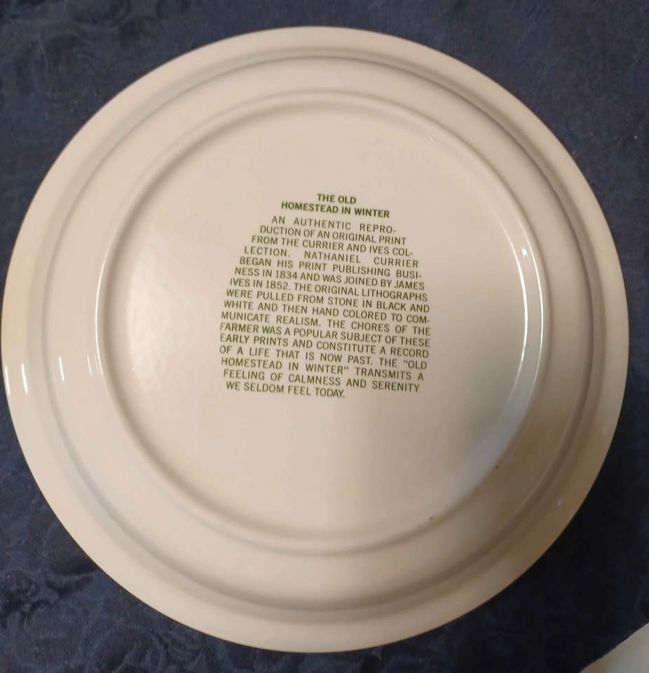 Currier & Ives 'The Old Homestead in Winter' Green Decorative Pl - photo 2