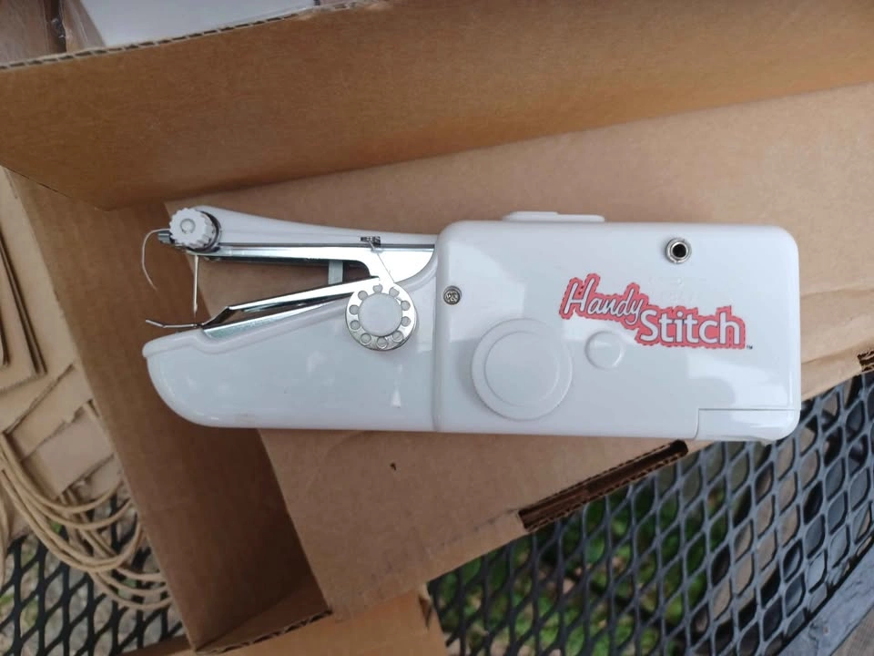 Handy Stitch Handheld Sewing Machine - photo 2