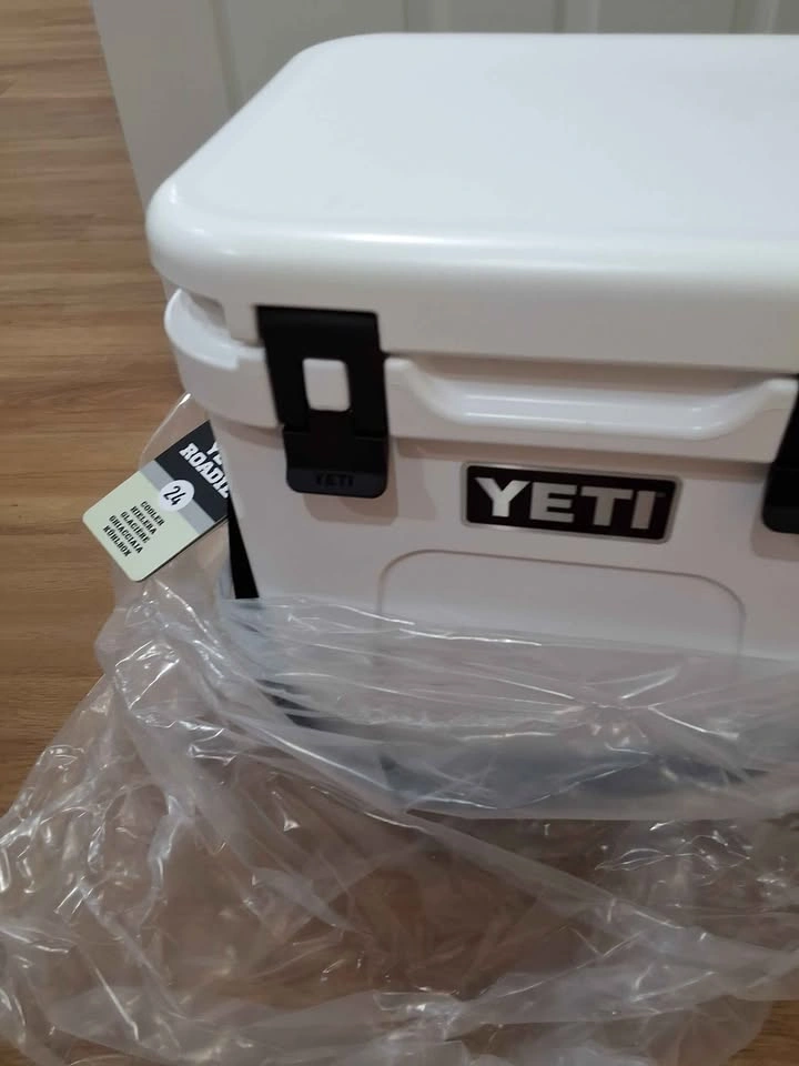 YETI Roadie 24 Hard Cooler - photo 2