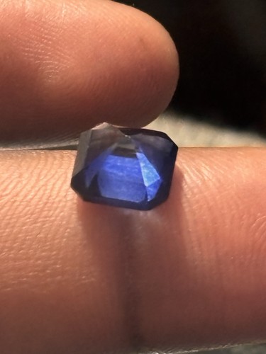 Natural Blue Sapphire 4.40 Ct GIE CERTIFIED SQUARE CUT GRADE AAA