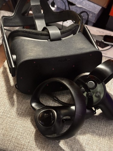 Oculus Rift Virtual Reality Headset HM-A with Controllers & Sens
