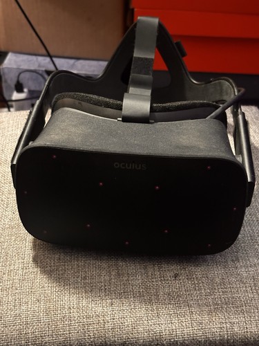 Oculus Rift Virtual Reality Headset HM-A with Controllers & Sens - photo 4