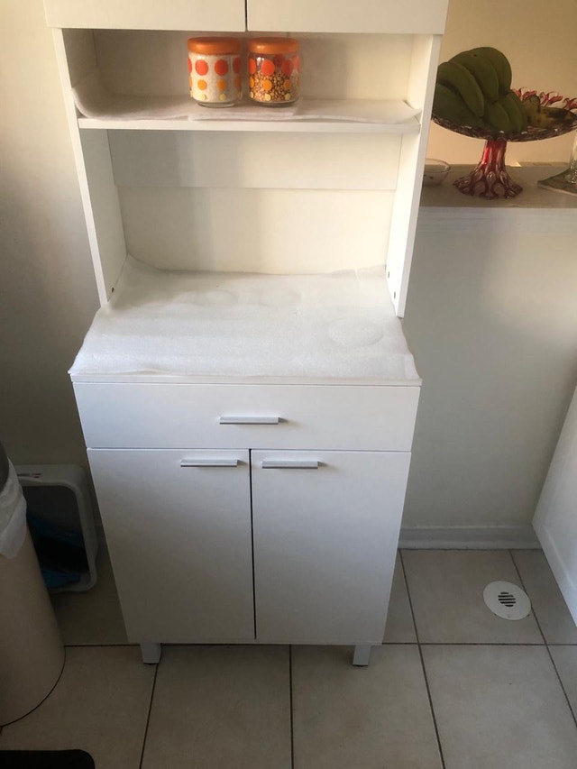 Kitchen Hutch - photo 3