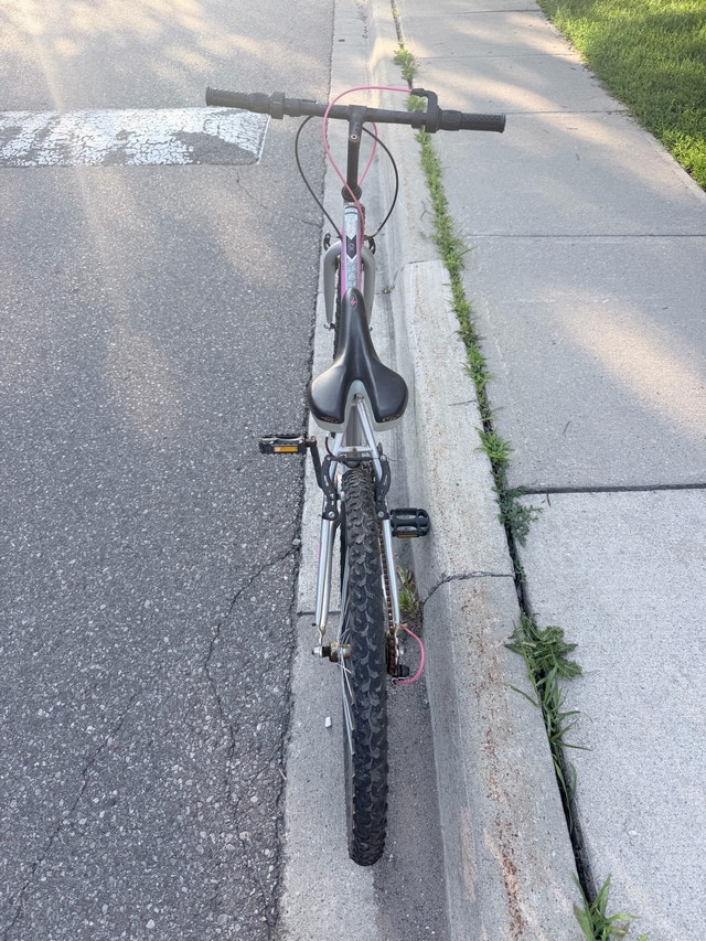 Movelo Mountain Bike - photo 2