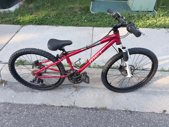 MEC Ace 24 inch Youth Bike