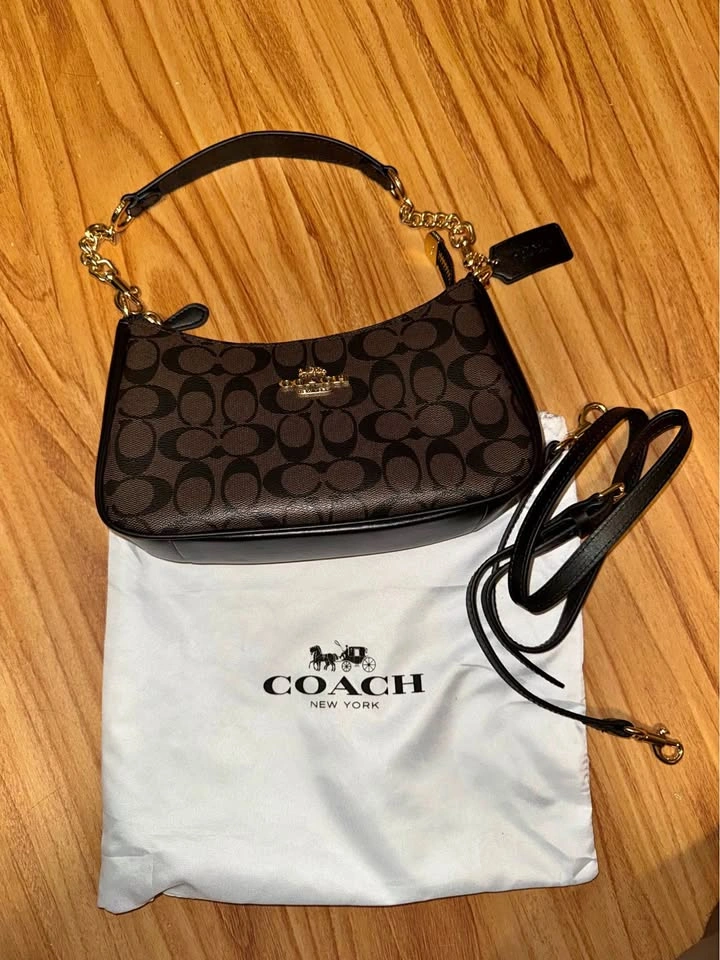 Coach Teri Shoulder Bag