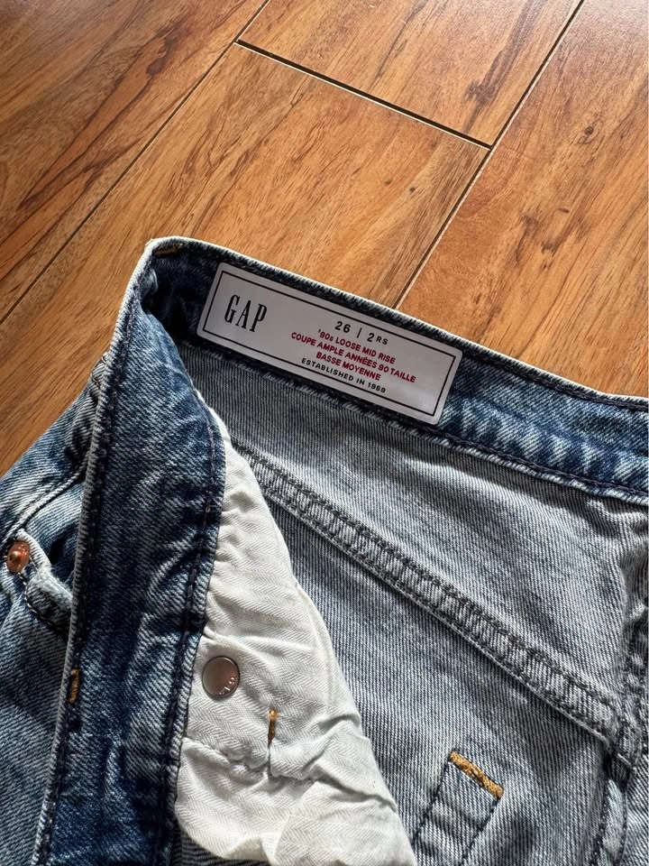 *NEW* Gap Jeans - photo 3