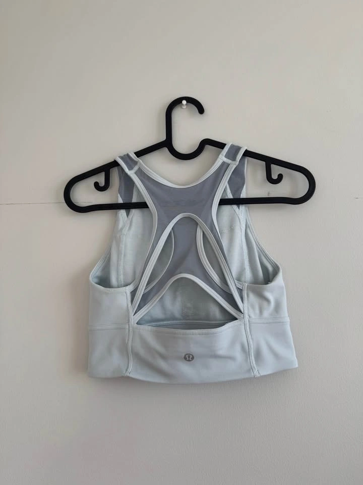 Lululemon Sports Bra - photo 2