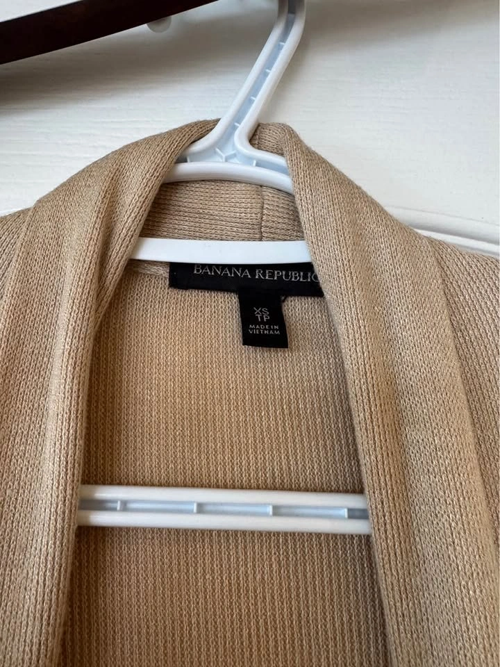 Banana Republic Cardigan - photo 2