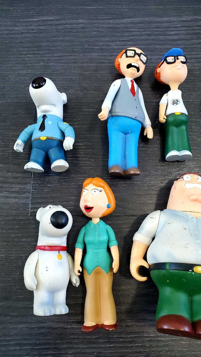 Family Guy Action Figure (Lot) - photo 4