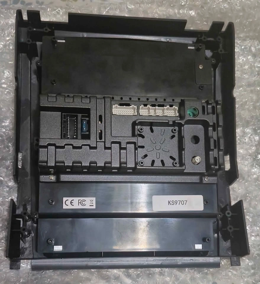 9.7-inch Vertical Android Car Radio for Cadillac Escalade - photo 4