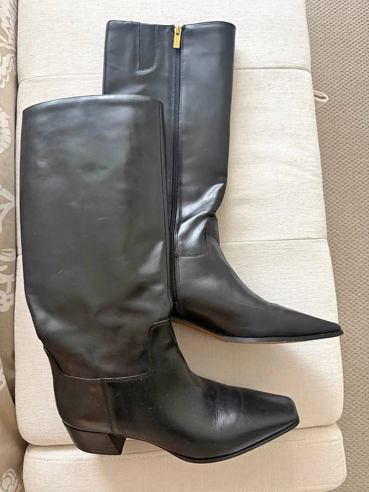 Women’s boots
