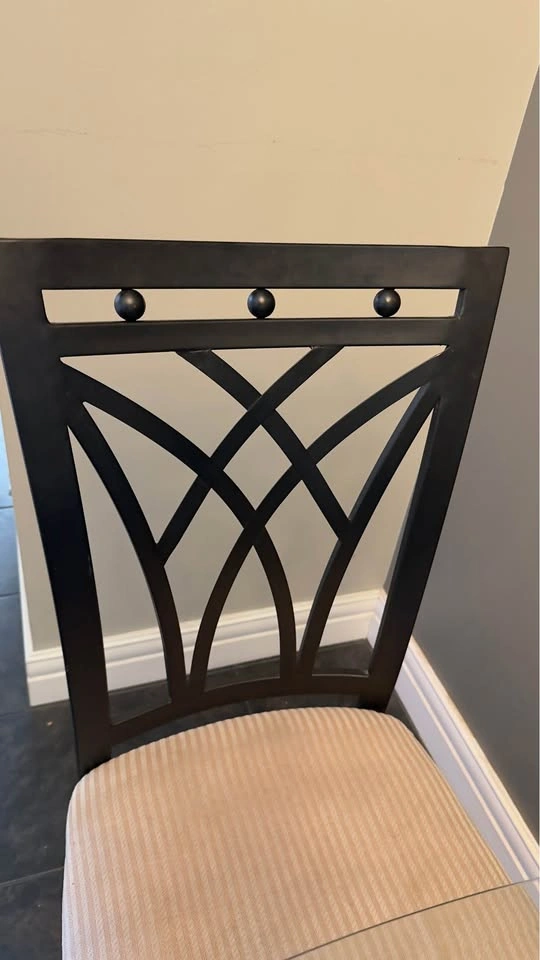 Glass Dinner table and 4 chairs - photo 3