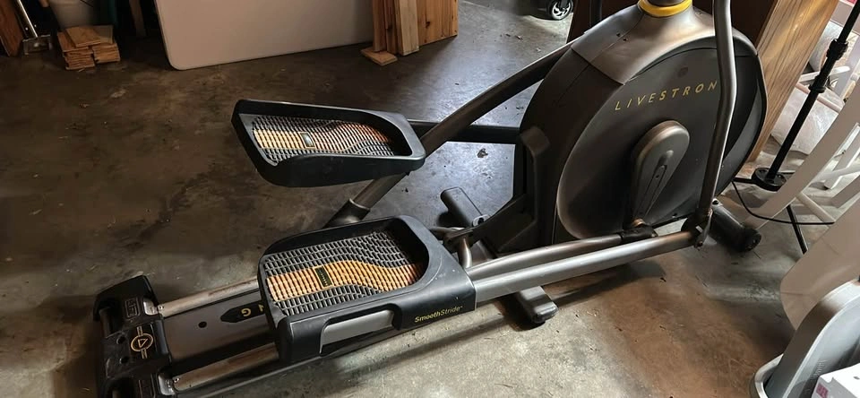 Elliptical Exercise machine - photo 3