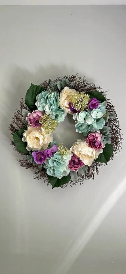 24-Inch Floral Grapevine Wreath