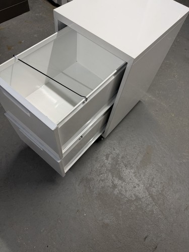 White 2 Drawer Metal Filing Cabinet With Wheels - photo 3