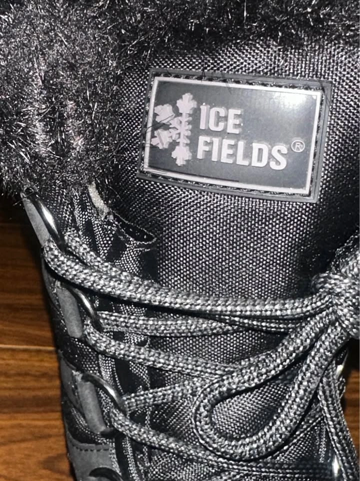 Icefield winter waterproof boots- size 8 - photo 2