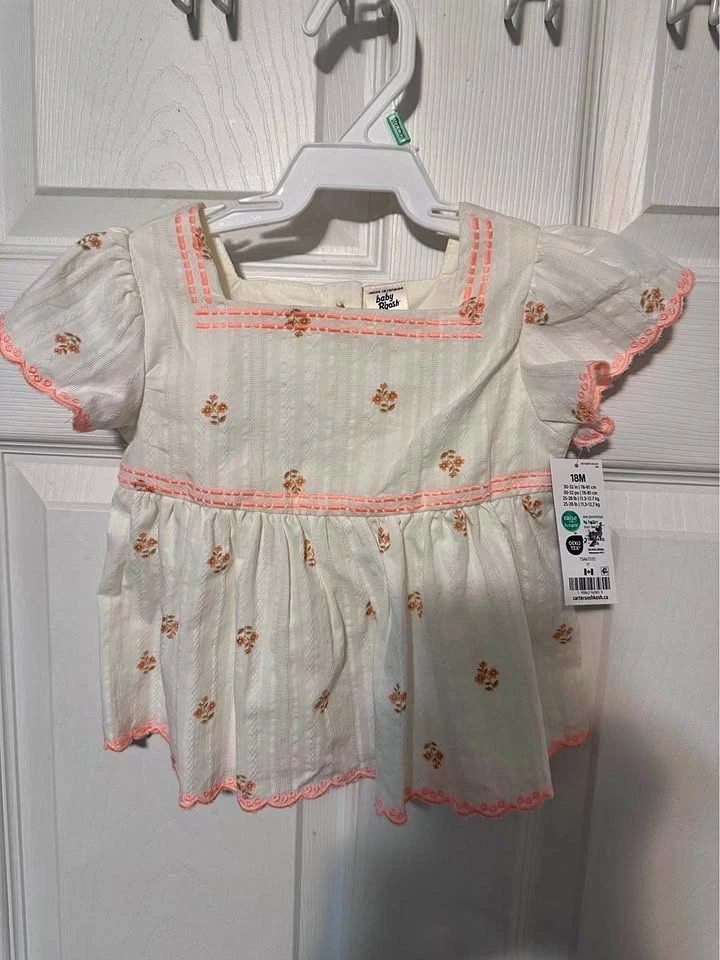 BNWT Carter's Baby Flutter Sleeve Seersucker Top - Cream- 18 mon