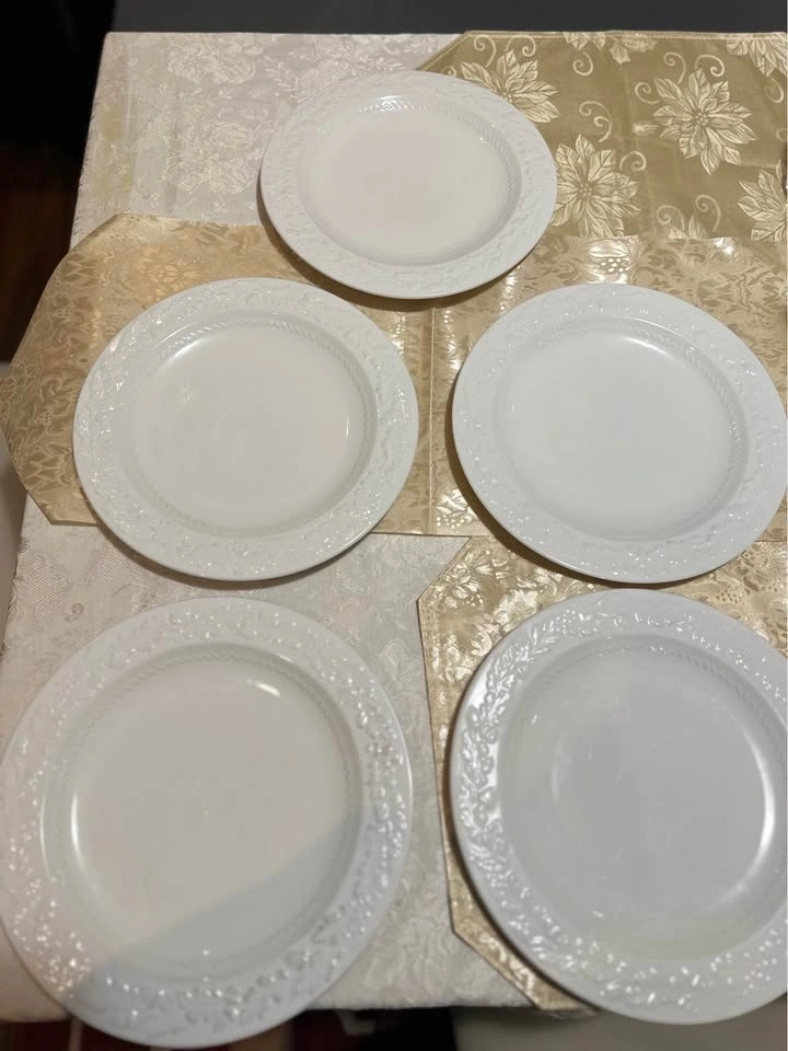 Martha Stewart plates leaf embossed plates-5 - photo 2