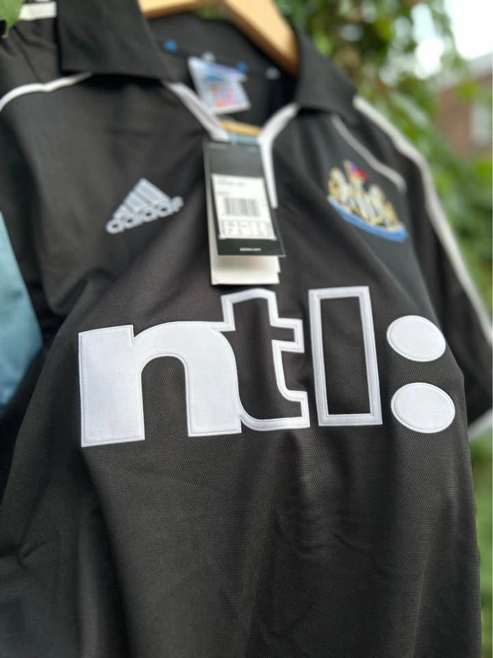 New castle retro jersey - XL - photo 5