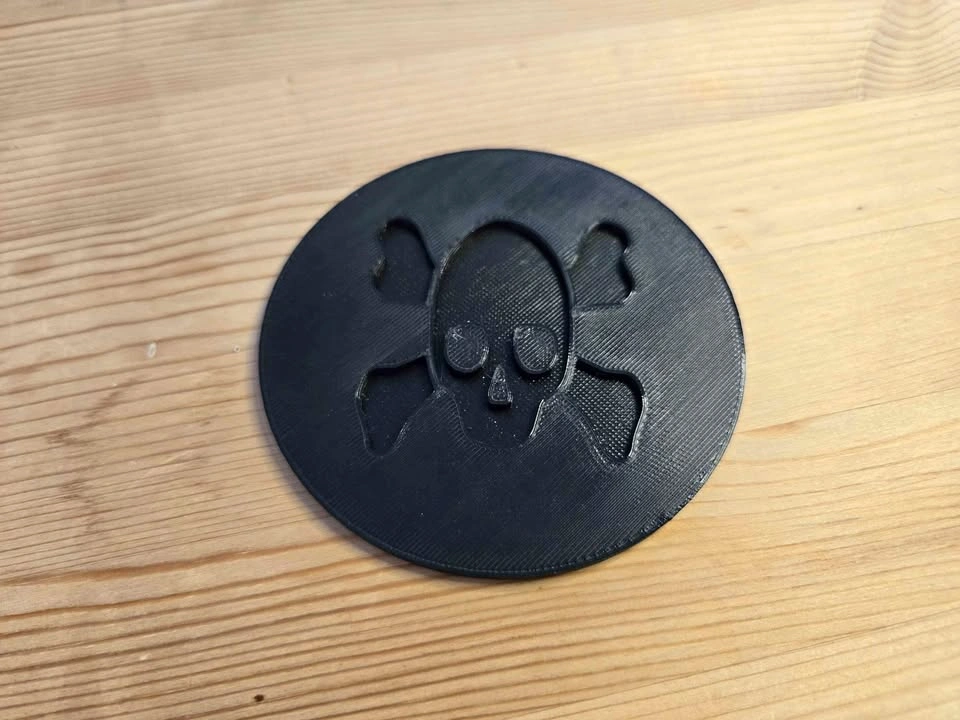 3D Printed Skull Coaster – Black – Drink Coaster – PLA