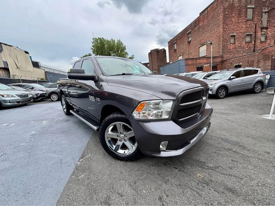 2017 Ram 1500 Quad Cab Express Pickup 4D 6 1/3 ft - photo 2