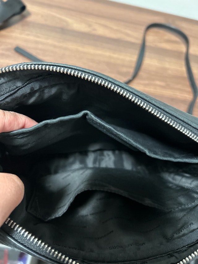 Michael Kors Crossbody Bag - photo 2