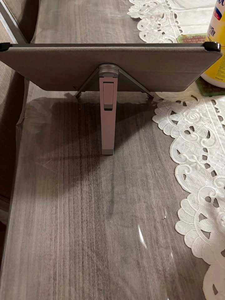 Brand New Blackweb Foldable Tablet Stand – Heavy Duty Metal - photo 2
