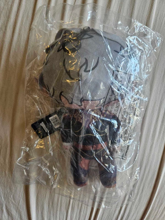 Official Licensed Astarion Baldur's Gate 3 Buckle Down Doll - photo 2