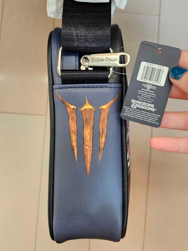 Official Licensed Baldur's Gate 3 Buckle Down Crossbody Bag - photo 3