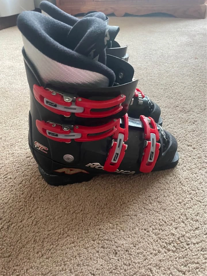 Ski boots - photo 3