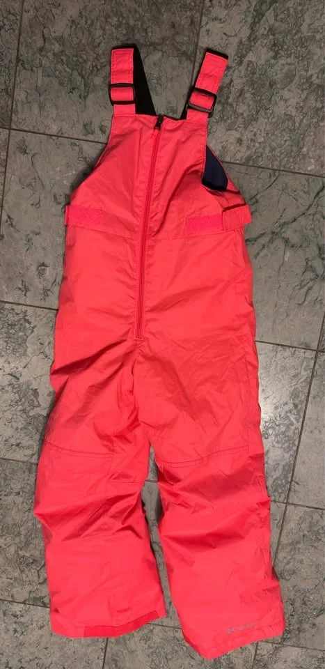 Girls Columbia Ski Jacket, Coverall Ski Pants and Gloves image indicator(5)