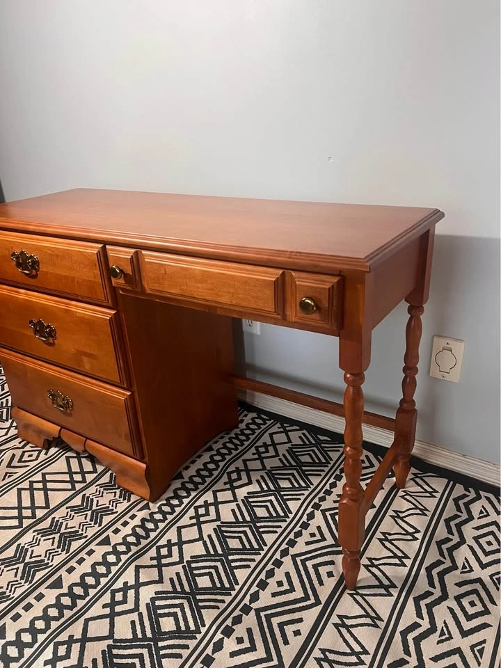 Vintage Solid Maple Writing Desk / Vanity (1984) - photo 3