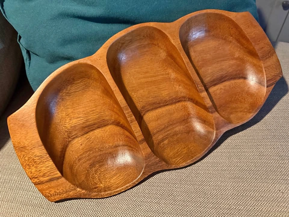 Vintage monkey-pod wood tray