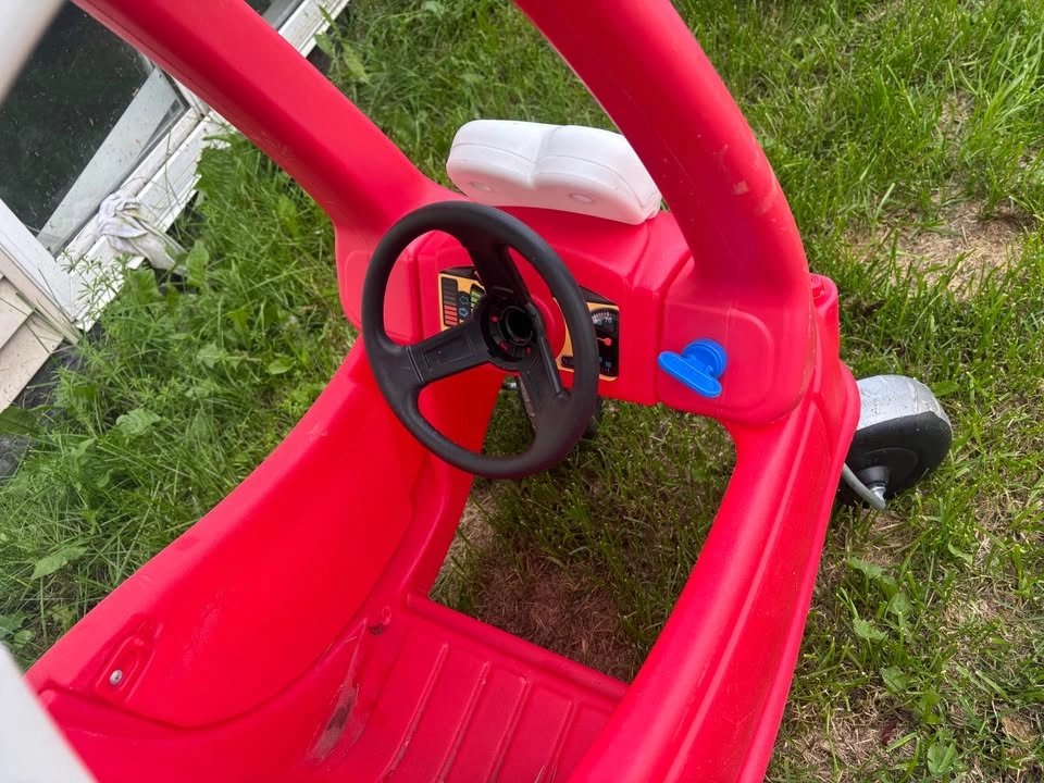 Cozy Coupe - photo 2