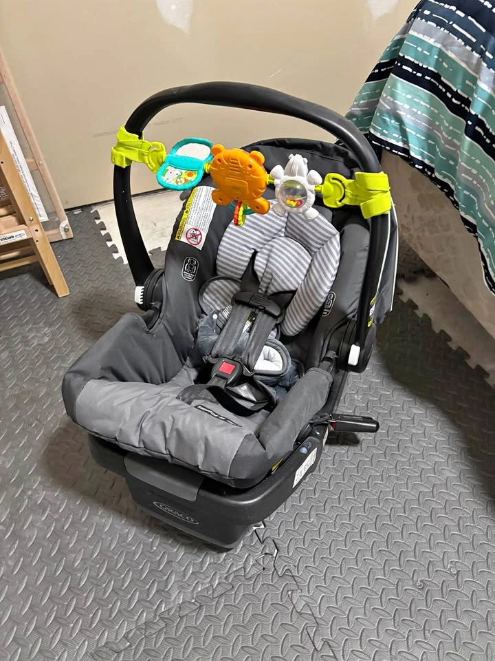 Graco Car seat & Stroller combo