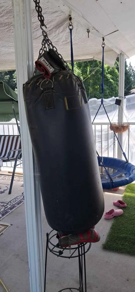 Select Heavy Kicking and Punching Bag with Boxing Gloves - photo 5