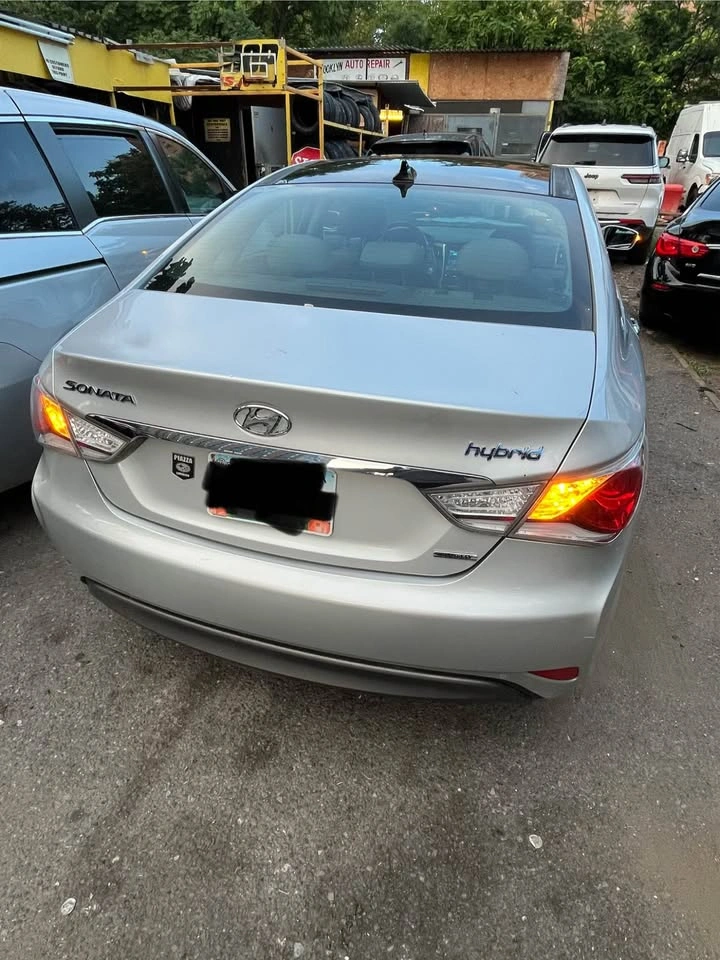 2014 Hyundai Sonata Hybrid · Limited - photo 4
