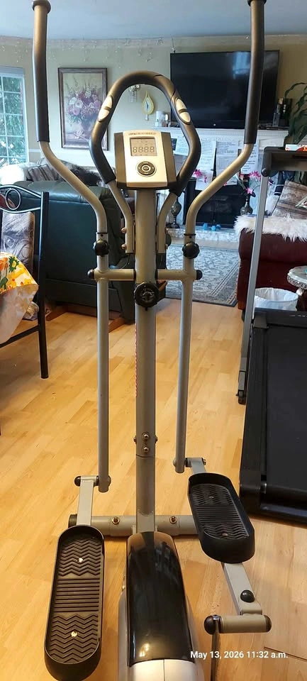 Fitnessclub Elliptical Trainer 6.5E - photo 2