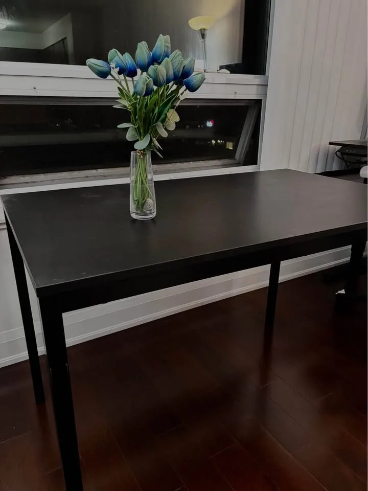 IKEA Tarendo Dinning Table image indicator(2)