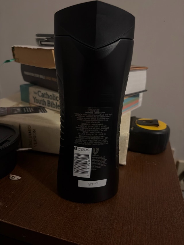 AXE sneakers and cookies body wash - photo 2