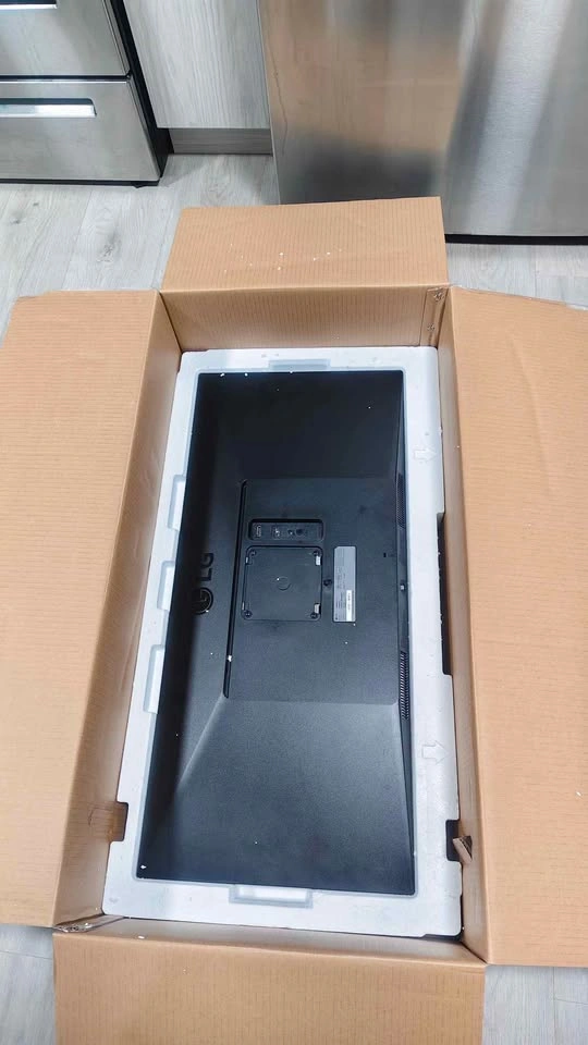 New LG UltraWide 34WL60TM 34" Monitor - photo 2