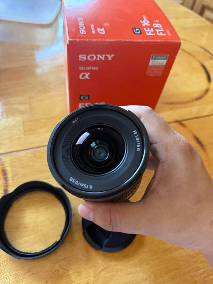 Sony 16mm F1.8 Full Frame Lens with Tiffen 67mm Filter - photo 2