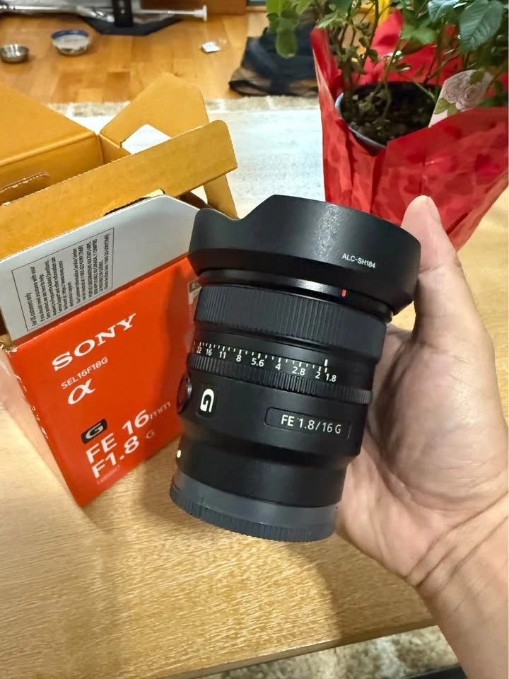 Sony 16mm F1.8 Full Frame Lens with Tiffen 67mm Filter - photo 5
