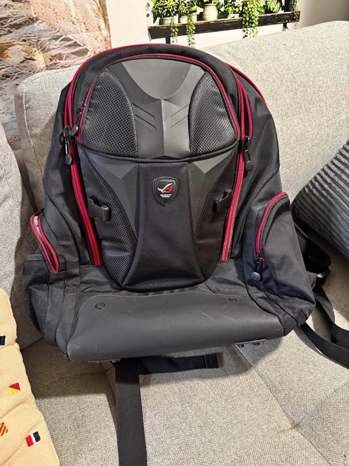 Asus Republic of Gamers v2 Black Backpack with Red Trim