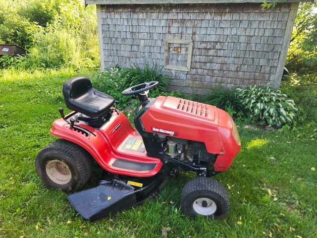 Yard Machines Ride on mower