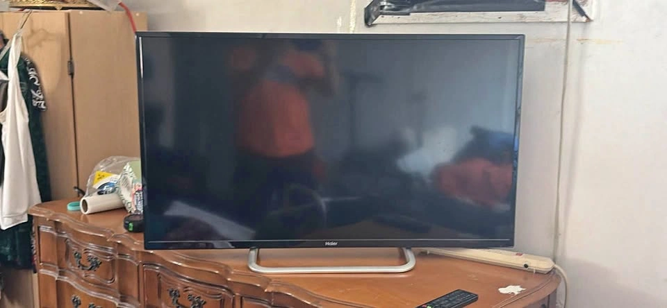 40” tv